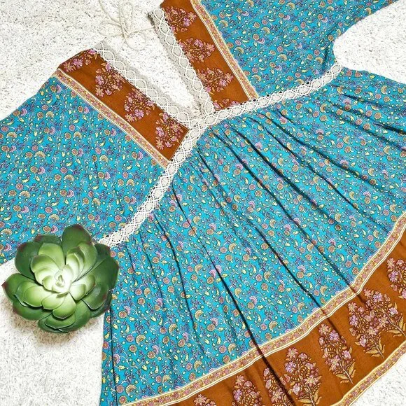 GiGiO Brand Dress Teal Multi Floral Print Crochet Trim Size Small - Picture 7 of 10